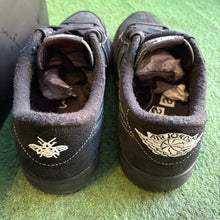 Load image into Gallery viewer, Jordan Travis Scott Phantom 1s Size 10.5
