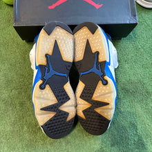 Load image into Gallery viewer, Jordan Sport Blue 6s Size 9
