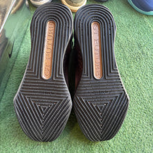 Load image into Gallery viewer, Nike Metallic Red Bronze GT Futures Size 11.5

