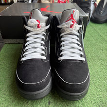 Load image into Gallery viewer, Jordan Reimagined Metallic 5s Size 10.5
