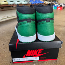 Load image into Gallery viewer, Jordan Pine Green 1s Size 12
