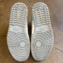 Load image into Gallery viewer, Jordan Turbo Green 1s Size 10.5
