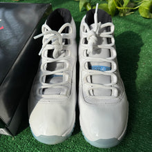 Load image into Gallery viewer, Jordan Legend Blue 11s Size 10.5
