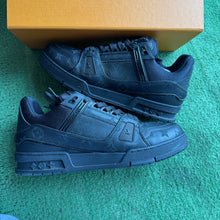 Load image into Gallery viewer, Louis Vuitton Trainers Size 9.5UK
