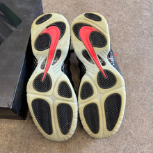 Load image into Gallery viewer, Nike Yeezy Foamposite Pros Size 10
