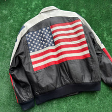 Load image into Gallery viewer, Vintage USA Jacket Size XL
