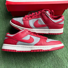 Load image into Gallery viewer, Nike UNLV Low Dunks Size 9
