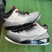 Load image into Gallery viewer, Jordan Stealth 3s Size 11
