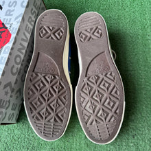 Load image into Gallery viewer, Converse CDG Chuck Taylor Lows Size 8

