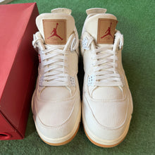 Load image into Gallery viewer, Jordan Levi’s Cream 4s Size 12
