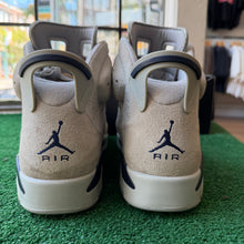 Load image into Gallery viewer, Jordan Georgetown 6s Size 10.5
