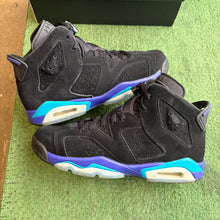 Load image into Gallery viewer, Jordan Aqua 6s Size 7Y
