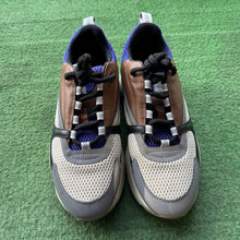 Load image into Gallery viewer, Dior B22s Size 42

