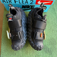 Load image into Gallery viewer, Nike CPFM Air Flea 2s Size 9
