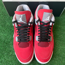 Load image into Gallery viewer, Jordan Toro 4s Size 10.5
