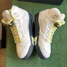Load image into Gallery viewer, Jordan Luminous Green 5s Size 10.5W/9M
