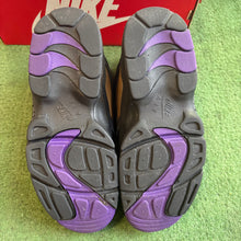Load image into Gallery viewer, Nike Ravens Air Diamond Turfs Size 9
