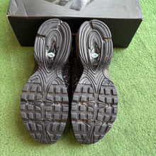Load image into Gallery viewer, Nike Supreme Tailwind IVs Size 9.5
