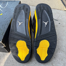 Load image into Gallery viewer, Jordan Thunder 4s Size 14
