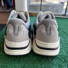 Load image into Gallery viewer, Adidas Yeezy Wave Runner 700s Size 9
