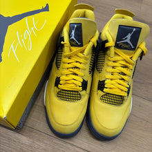 Load image into Gallery viewer, Jordan Lightning 4s Size 11.5
