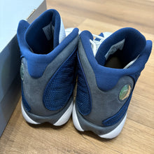 Load image into Gallery viewer, Jordan Flint 13s Size 8
