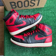 Load image into Gallery viewer, Jordan 2009 Bred 1s Size 13
