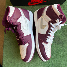 Load image into Gallery viewer, Jordan Bordeaux 1s Size 10
