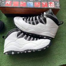 Load image into Gallery viewer, Jordan Steel 10 Size 10

