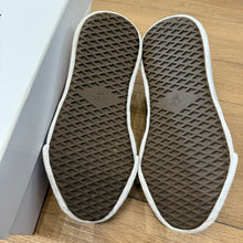 Load image into Gallery viewer, MMY OG Sole Canvas Peterson Lows Size 37

