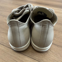 Load image into Gallery viewer, Rick Owens Jumbo Lace Ramones Size 41.5
