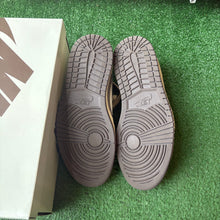 Load image into Gallery viewer, Jordan Travis Scott Reverse Mocha 1 Lows Size 6
