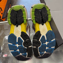 Load image into Gallery viewer, Balenciaga Runners Size 44

