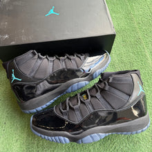 Load image into Gallery viewer, Jordan Gamma 11s Size 13
