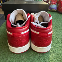 Load image into Gallery viewer, Jordan Gym Red Low 1s Size 8
