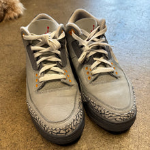 Load image into Gallery viewer, Jordan Cool Grey 3s Size 9.5
