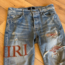 Load image into Gallery viewer, Amiri Denim Size 31
