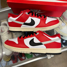 Load image into Gallery viewer, Nike Chicago Split Low Dunks Size 11
