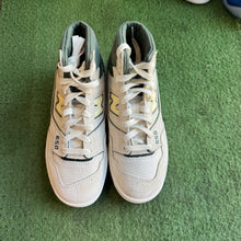 Load image into Gallery viewer, New Balance Sea Salt Nightwatch Green High 550s Size 5Y
