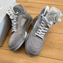 Load image into Gallery viewer, Jordan Wolf Grey 5s Size 10
