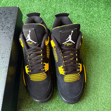 Load image into Gallery viewer, Jordan Thunder 4s Size 8.5

