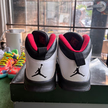 Load image into Gallery viewer, Jordan Shadow 10s Size 9.5
