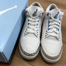 Load image into Gallery viewer, Jordan UNC 3s Size 11
