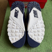 Load image into Gallery viewer, Nike Rams Air Trainer SC Highs Size 10
