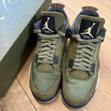 Load image into Gallery viewer, Jordan Olive Craft 4s Size 9.5
