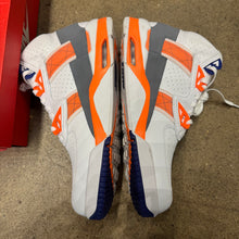 Load image into Gallery viewer, Nike Auburn Air Trainer SC Highs Size 11.5

