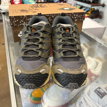 Load image into Gallery viewer, Nike UNDFTD Air Terra Humaras Size 10
