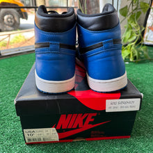 Load image into Gallery viewer, Jordan Royal 1s Size 10.5
