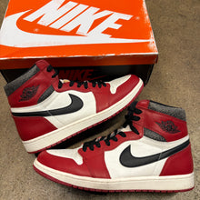 Load image into Gallery viewer, Jordan Lost and Found 1s Size 11
