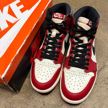 Load image into Gallery viewer, Jordan Lost and Found 1s Size 11
